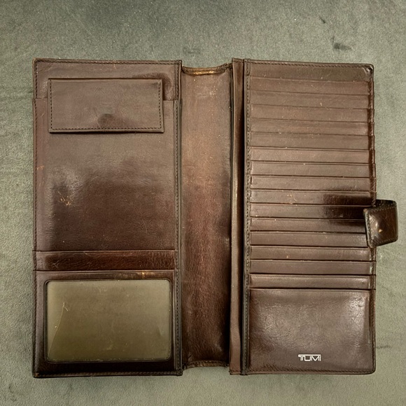 Tumi Other - Tumi Brown Leather Wallet Organizer